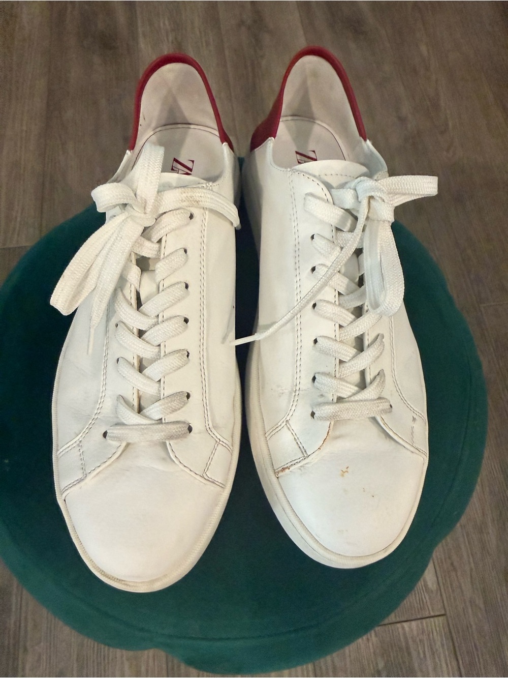 Zara White Leather Low-Top Sneakers with Red Heel Accent
